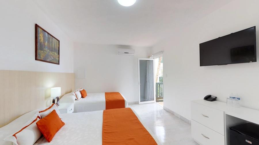 Hotel Imperial Laguna Faranda Cancun Bagian luar foto