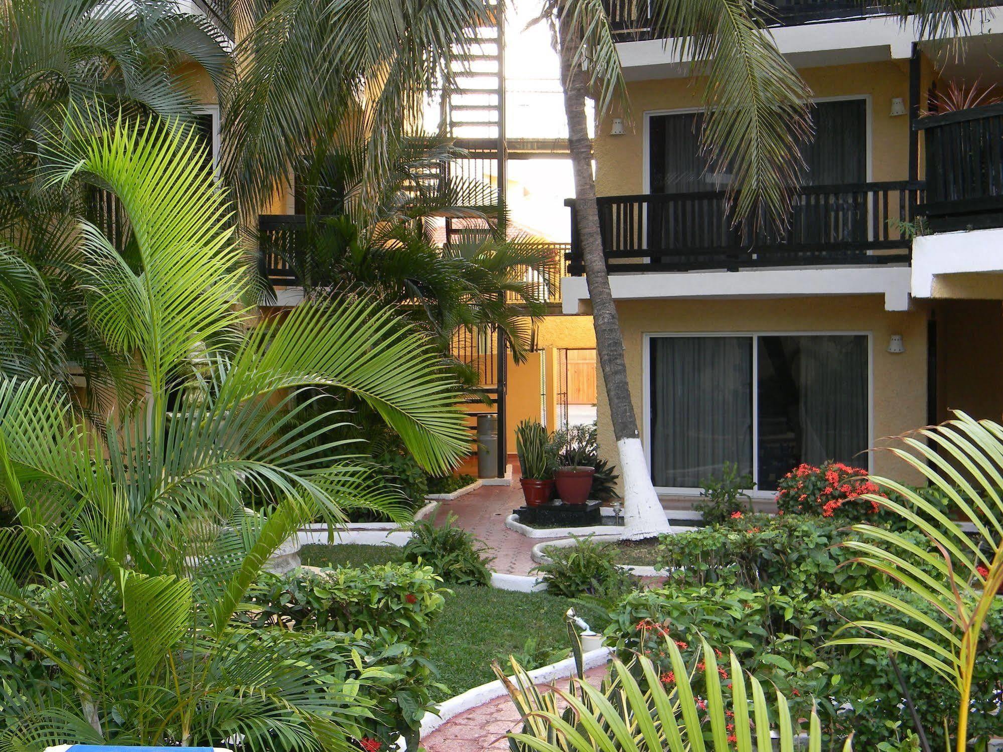 Hotel Imperial Laguna Faranda Cancun Bagian luar foto